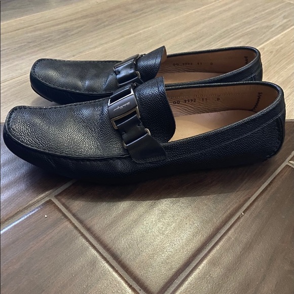 Men’s shoes